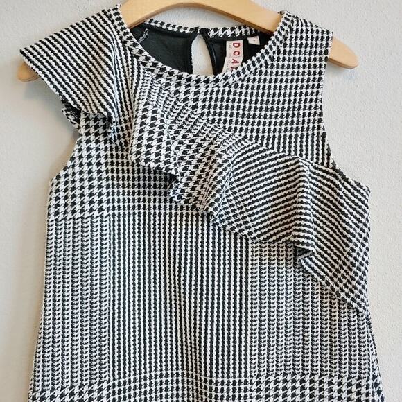 Dolan Anthropologie Callan Ruffled Black and White Houndstooth Top Sz XS - Picture 4 of 11